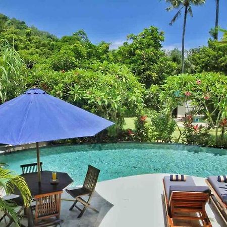 Villa Serene & Spa Mangsit Екстериор снимка