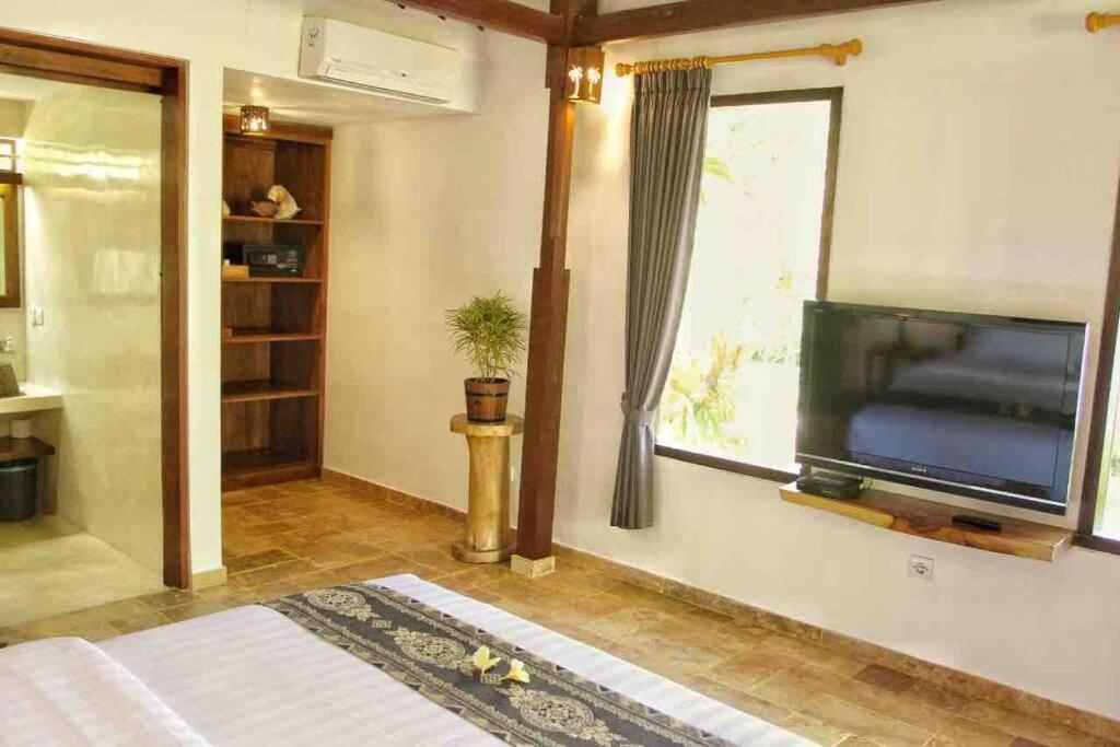 Villa Serene & Spa Mangsit Екстериор снимка